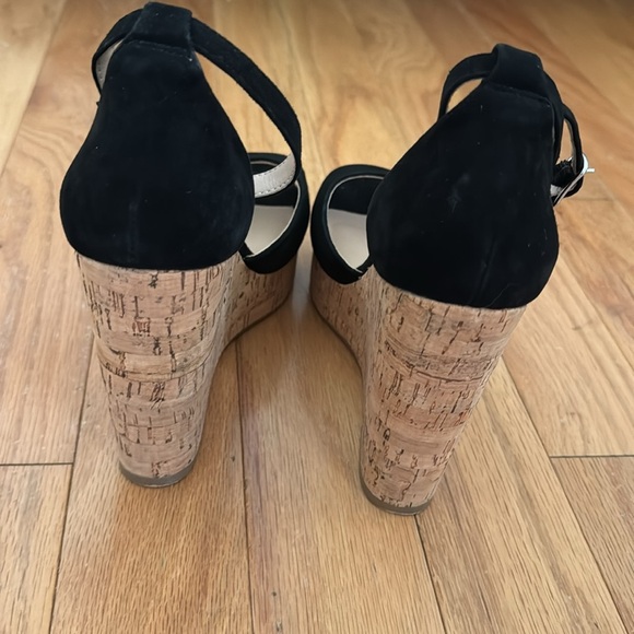 STEVE MADDEN | SUMMER WEDGE SANDALS | BLACK SUEDE | size 10 - Picture 3 of 7